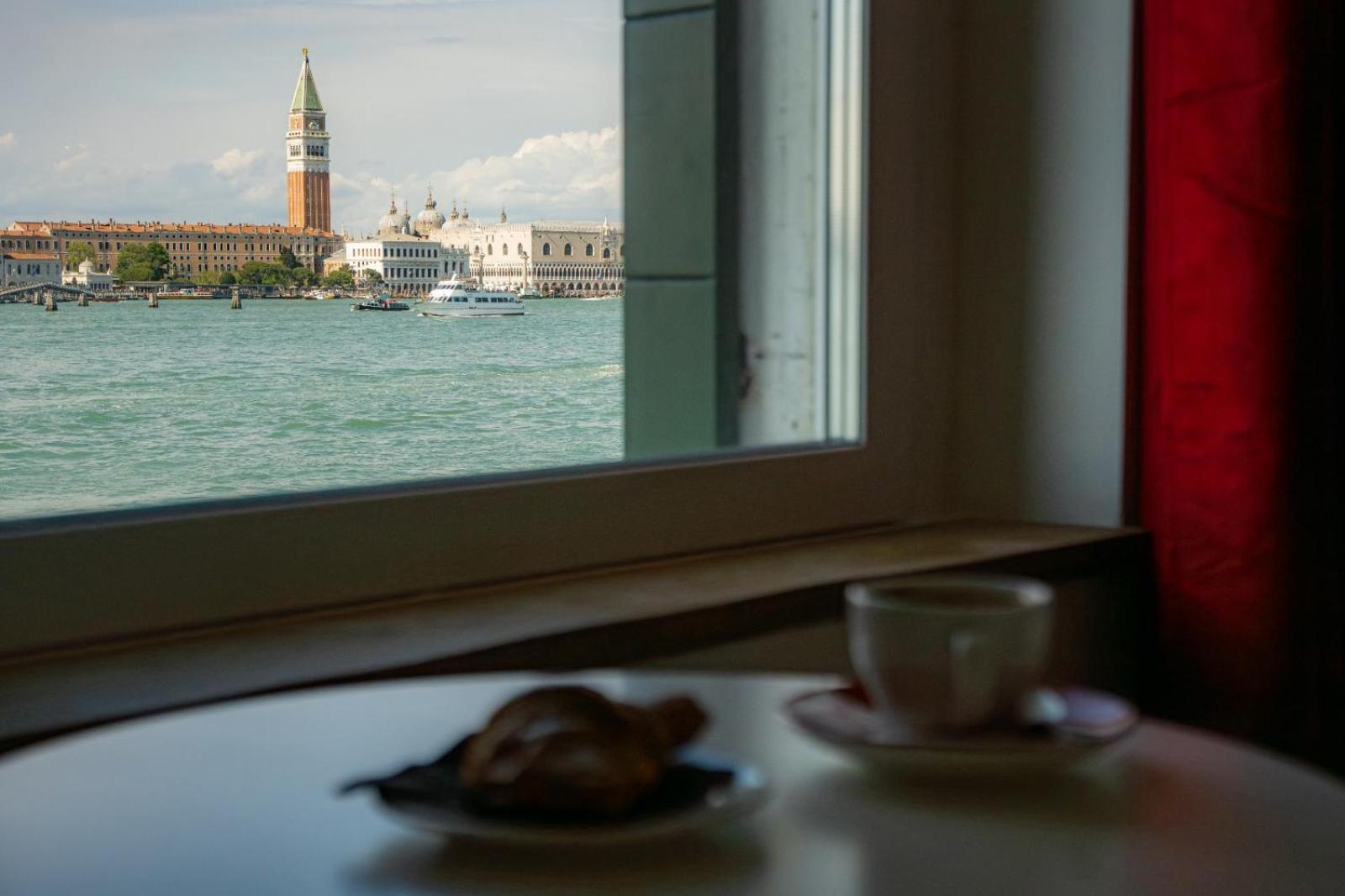 Apartment 3 Windows On St - Waterfront Venedig